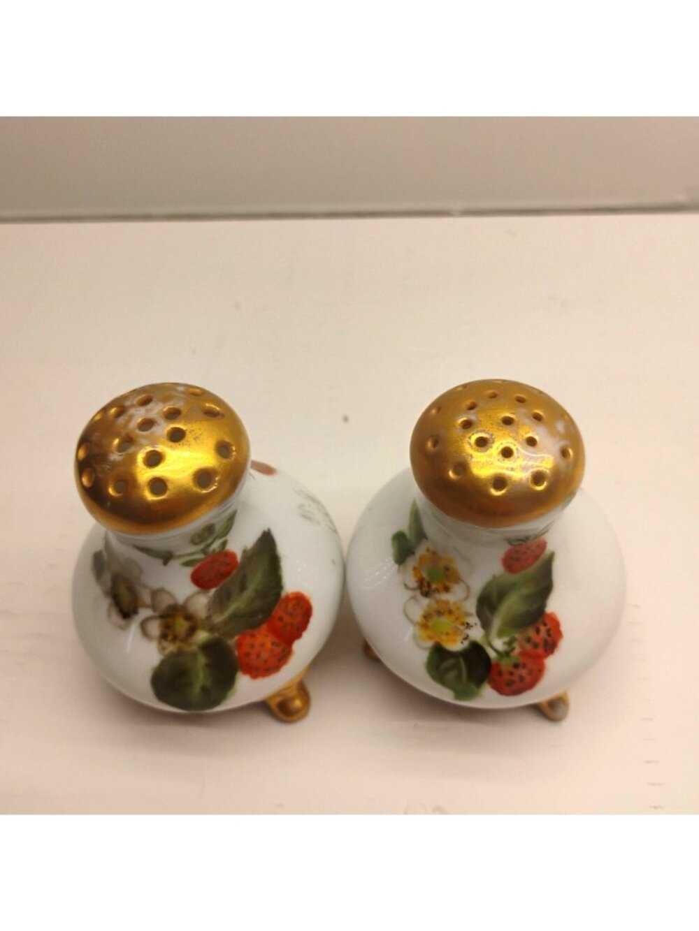 Vtg Hand Painted Porcelain Strawberry Salt Pepper Shakers w/Stoppers - Picture 3 of 6
